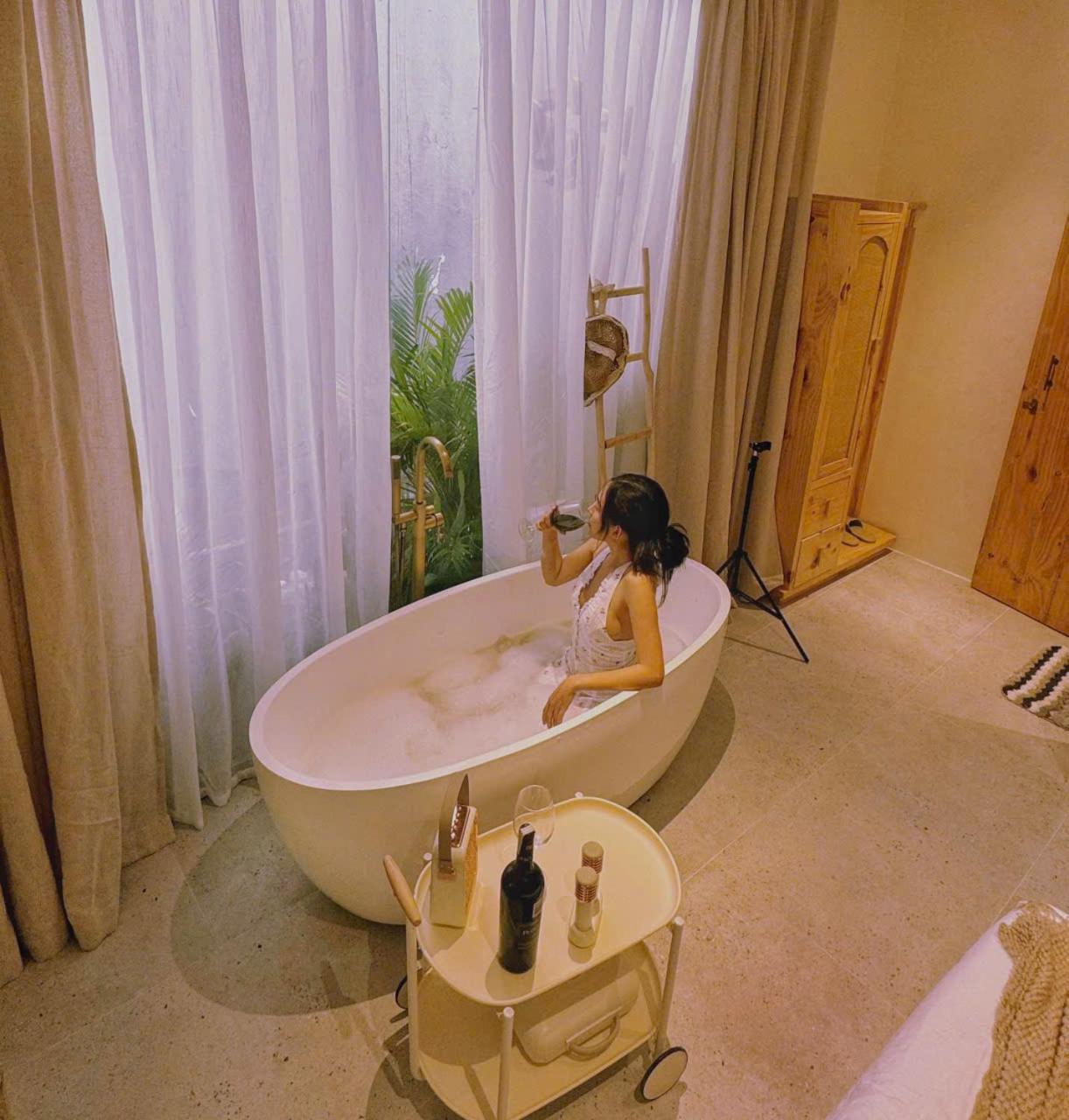 Sunset Story Hotel Ap Khanh Phuoc 외부 사진